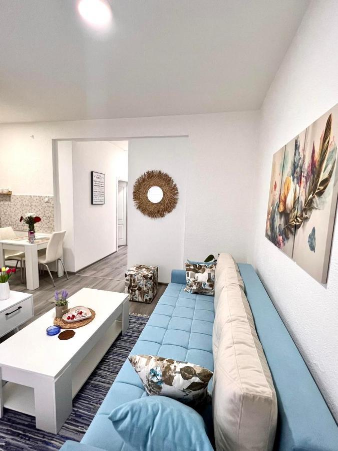M Apartman Foca Exteriör bild