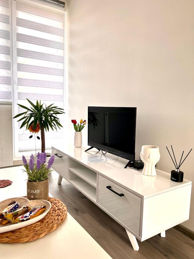 M Apartman Foca Exteriör bild